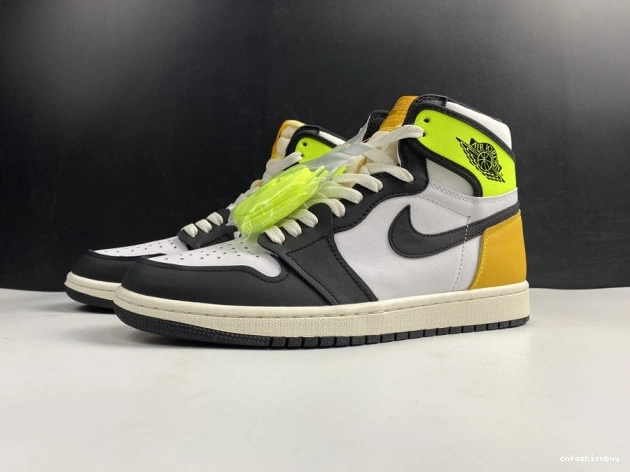 GOLD' HIGH JORDAN 1 'VOLT 555088-118 AIR RETRO OG 1107